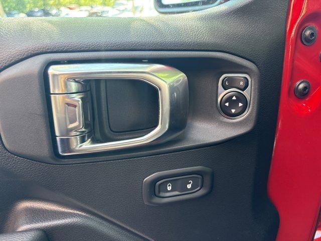 new 2025 Jeep Wrangler car, priced at $43,955