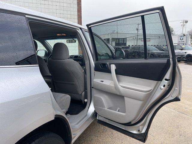 used 2012 Toyota Highlander car, priced at $12,926