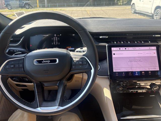 new 2025 Jeep Grand Cherokee car, priced at $44,694