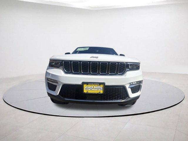 new 2025 Jeep Grand Cherokee car, priced at $44,694