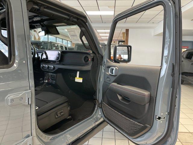 new 2025 Jeep Wrangler car, priced at $59,342