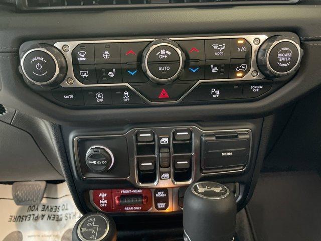 new 2025 Jeep Wrangler car, priced at $59,342