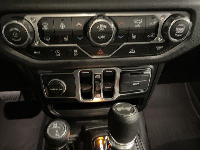 new 2025 Jeep Wrangler car, priced at $43,472