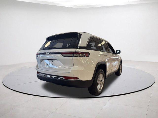new 2025 Jeep Grand Cherokee car, priced at $37,646