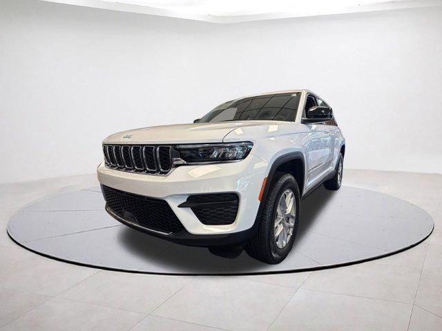 new 2025 Jeep Grand Cherokee car, priced at $37,646
