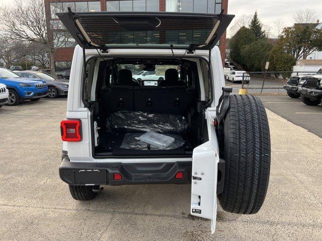 new 2025 Jeep Wrangler car, priced at $52,457