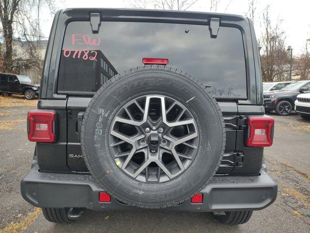 new 2025 Jeep Wrangler car, priced at $56,328