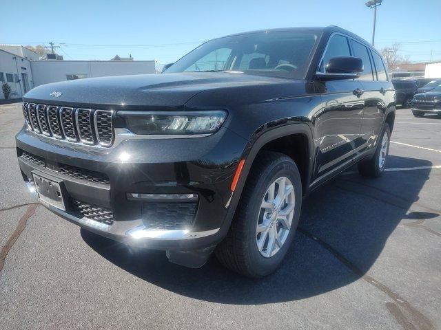 new 2024 Jeep Grand Cherokee L car, priced at $52,582