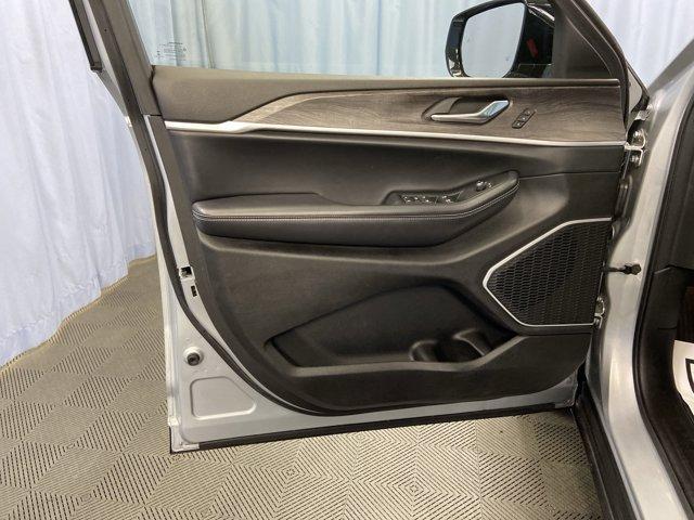 used 2021 Jeep Grand Cherokee L car, priced at $27,163