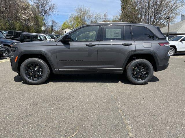 new 2025 Jeep Grand Cherokee car, priced at $42,635