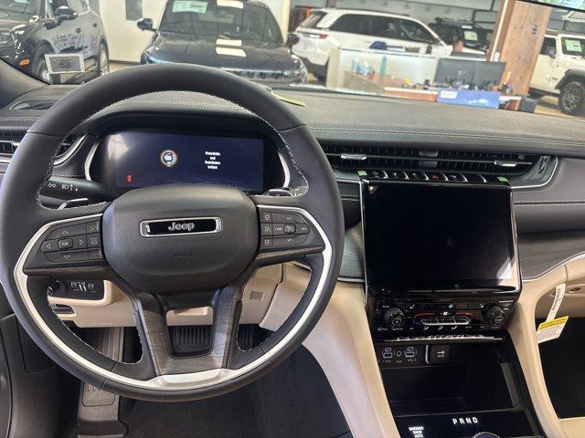 new 2025 Jeep Grand Cherokee car, priced at $45,260