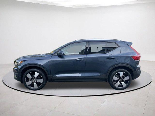 used 2022 Volvo XC40 car, priced at $20,732