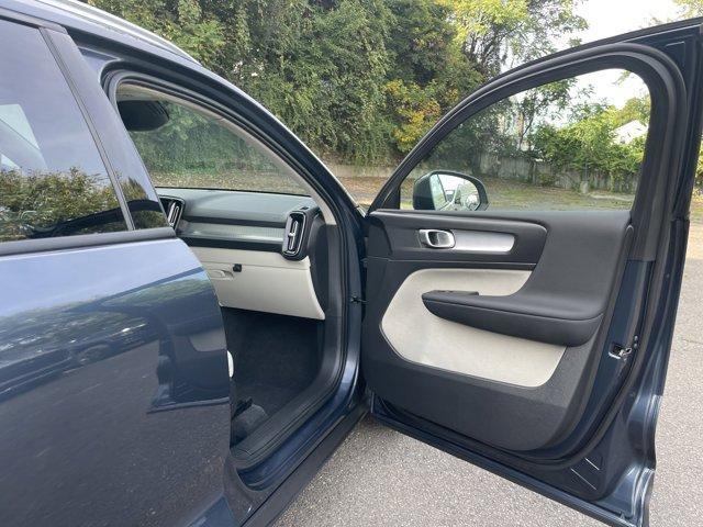used 2022 Volvo XC40 car, priced at $20,732