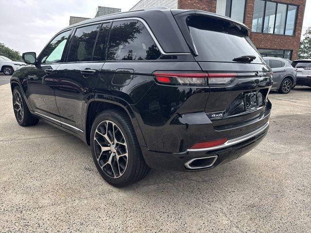 used 2022 Jeep Grand Cherokee car, priced at $34,111