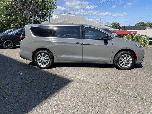 new 2025 Chrysler Pacifica car, priced at $45,379