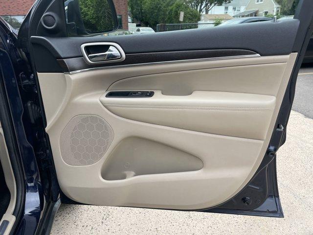 used 2014 Jeep Grand Cherokee car, priced at $13,334