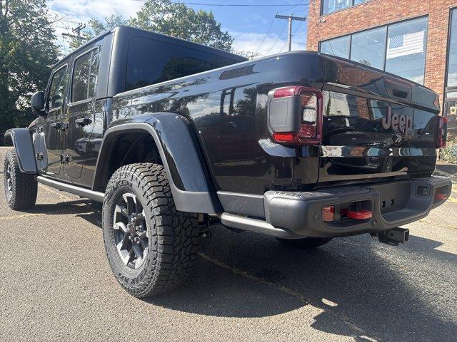 new 2025 Jeep Gladiator car, priced at $60,215