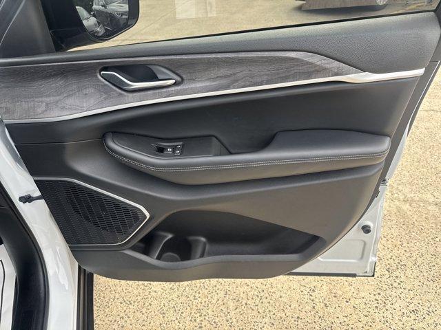 used 2021 Jeep Grand Cherokee L car, priced at $30,281