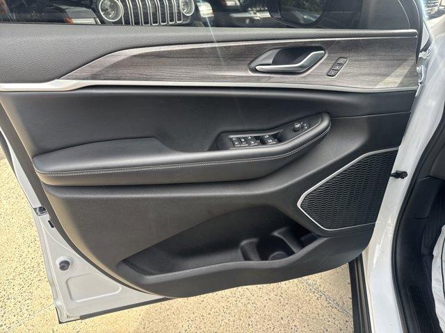 used 2021 Jeep Grand Cherokee L car, priced at $30,281