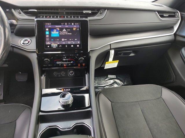 new 2025 Jeep Grand Cherokee car, priced at $39,879