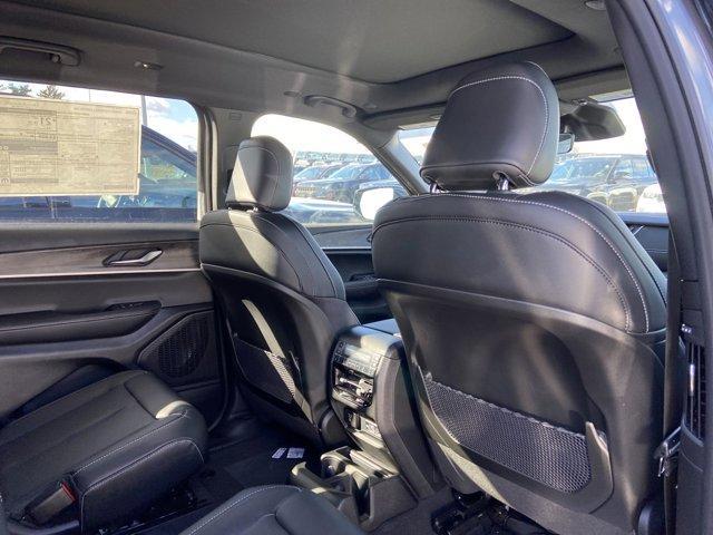 new 2025 Jeep Grand Cherokee L car, priced at $47,028