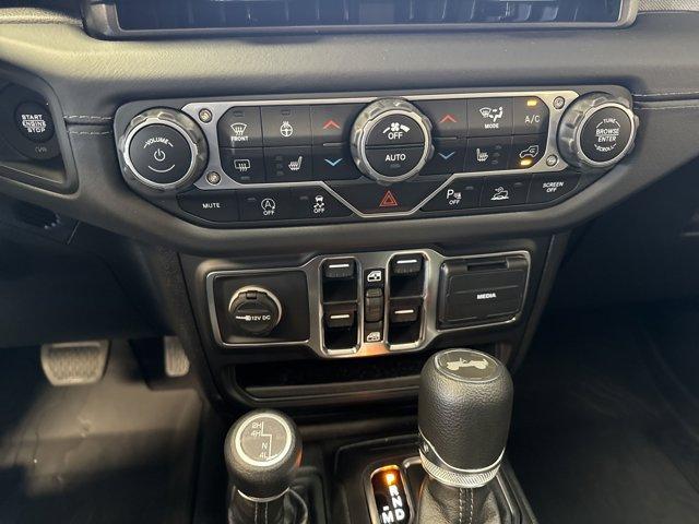 new 2025 Jeep Wrangler car, priced at $53,260