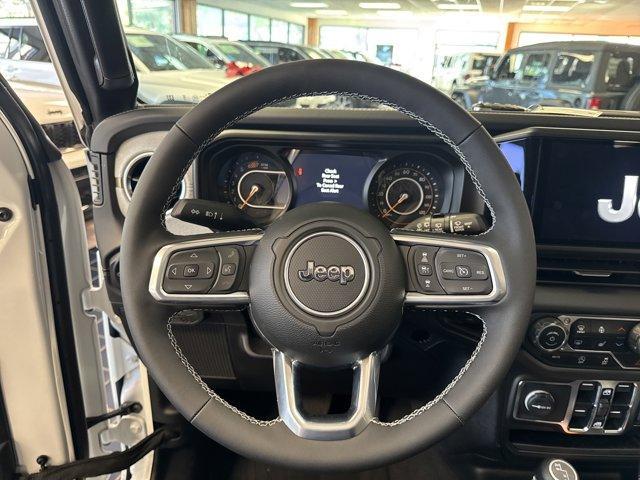 new 2025 Jeep Wrangler car, priced at $53,260