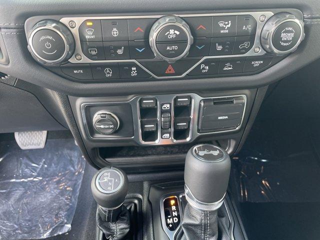 new 2025 Jeep Wrangler car, priced at $53,642