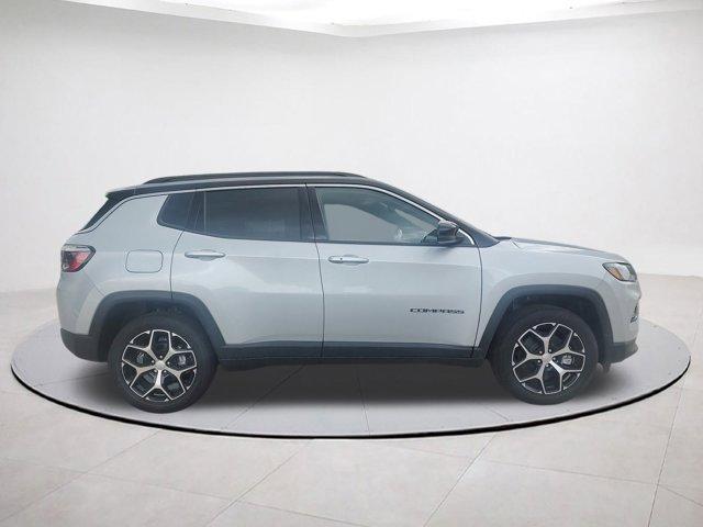 new 2024 Jeep Compass car, priced at $30,995