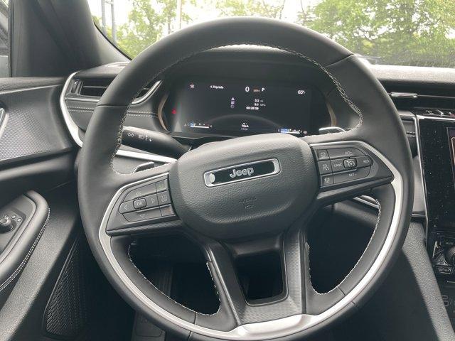 new 2025 Jeep Grand Cherokee car, priced at $42,951
