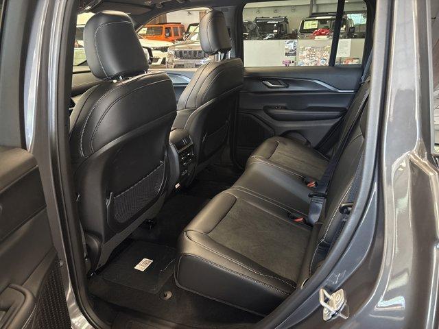 new 2025 Jeep Grand Cherokee car, priced at $45,641