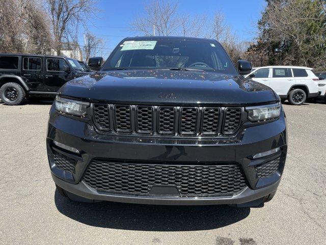 new 2025 Jeep Grand Cherokee car, priced at $46,010