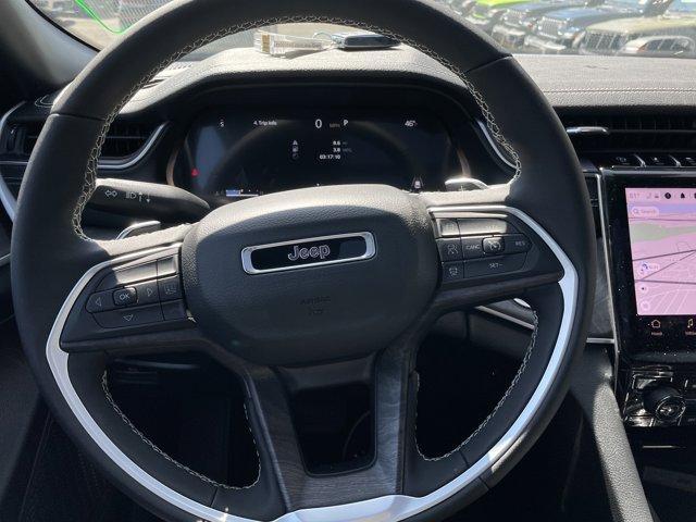 new 2025 Jeep Grand Cherokee car, priced at $46,010