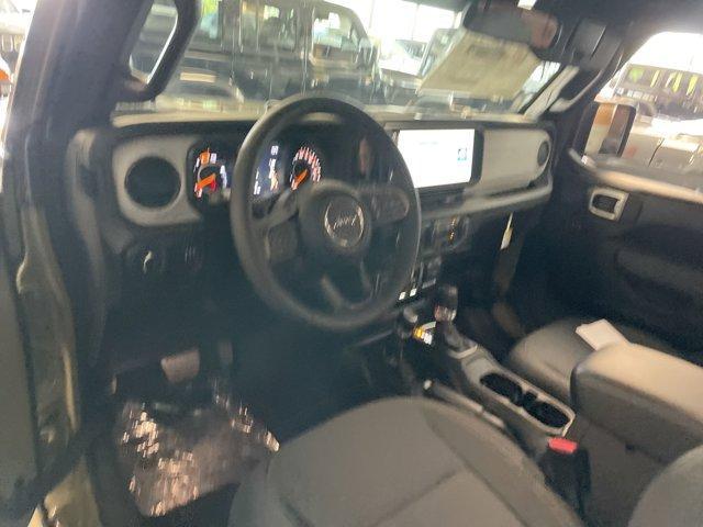 new 2025 Jeep Wrangler car, priced at $40,833