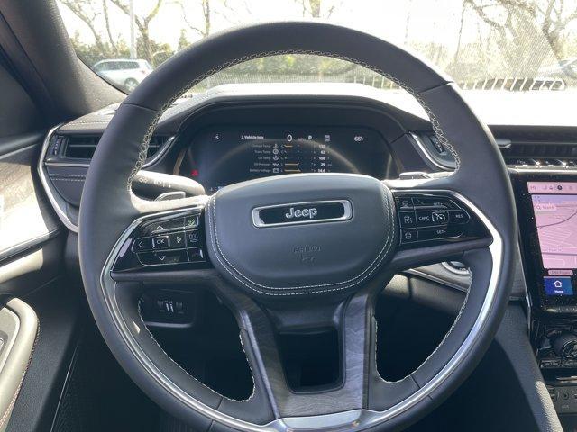 new 2025 Jeep Grand Cherokee car, priced at $53,415