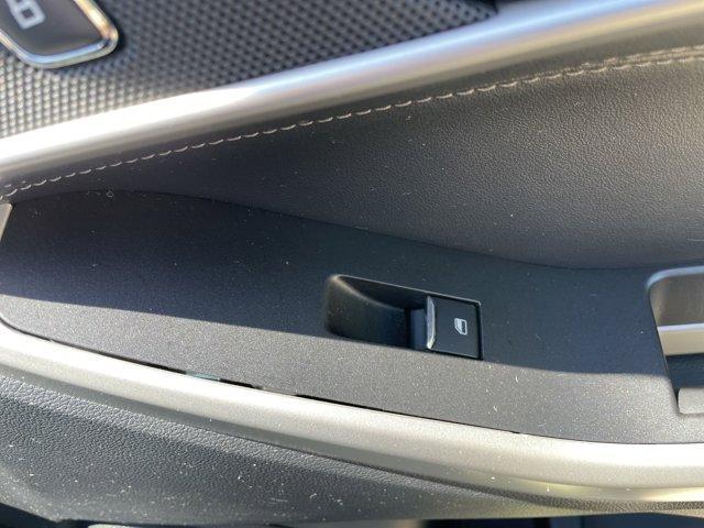 used 2020 Ford Explorer car