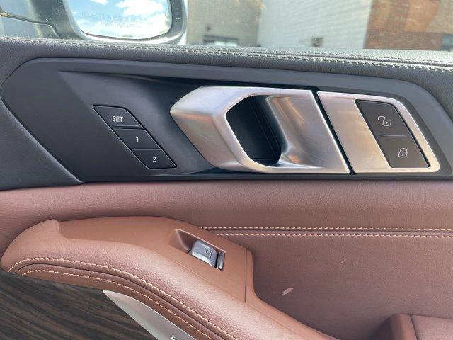 used 2023 BMW X7 car, priced at $51,989