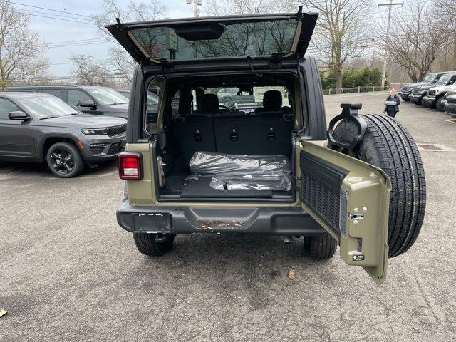 new 2025 Jeep Wrangler car, priced at $45,115
