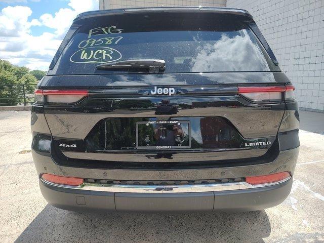 new 2024 Jeep Grand Cherokee car, priced at $47,613
