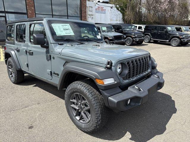 new 2025 Jeep Wrangler car, priced at $45,781