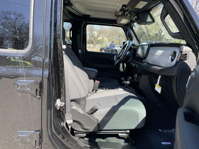 new 2025 Jeep Wrangler car, priced at $51,837