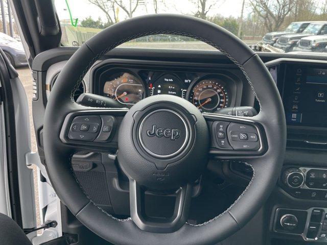 new 2025 Jeep Wrangler car, priced at $44,554