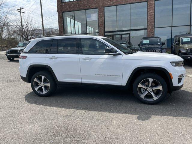new 2025 Jeep Grand Cherokee car, priced at $48,732