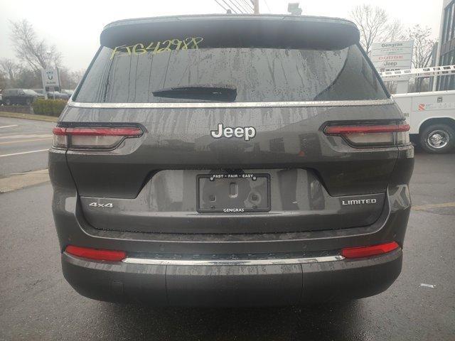 new 2024 Jeep Grand Cherokee L car, priced at $48,214