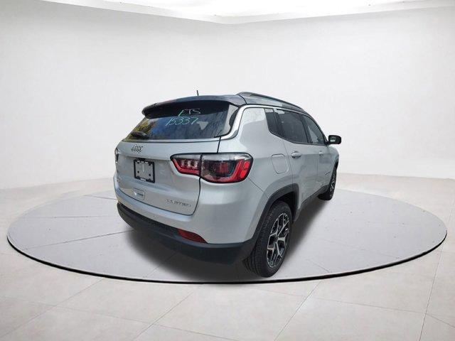 new 2025 Jeep Compass car, priced at $30,993