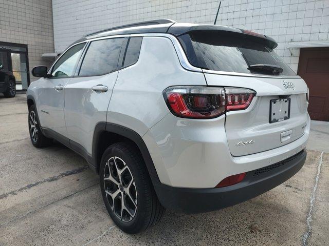 new 2025 Jeep Compass car, priced at $31,993