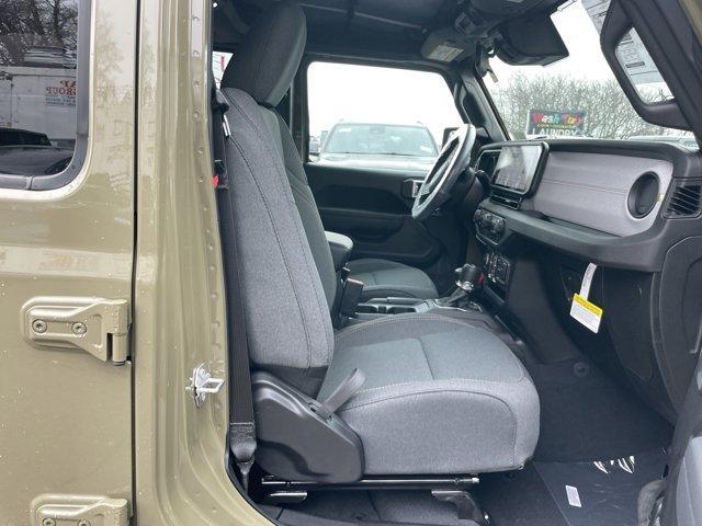 new 2025 Jeep Wrangler car, priced at $43,642