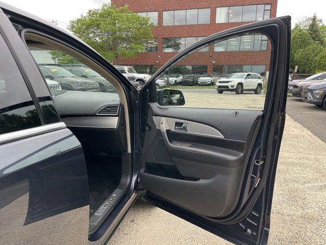 used 2013 Lincoln MKX car, priced at $11,280