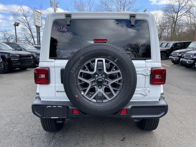 new 2025 Jeep Wrangler car, priced at $58,097