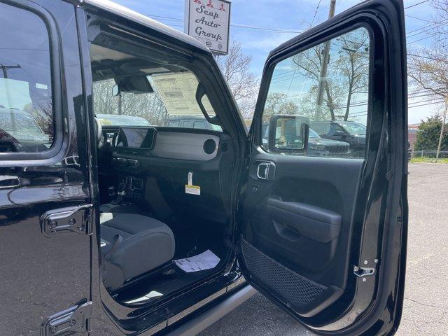 new 2025 Jeep Gladiator car, priced at $44,568